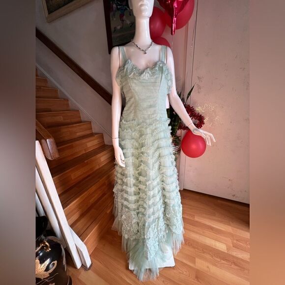 LOVESHACKFANCY Sharelle Gown   - Picture 11 of 14